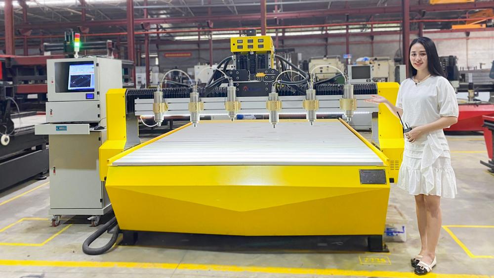 Máy CNC khắc gỗ là gì? Cấu hình và giá máy như thế nào?