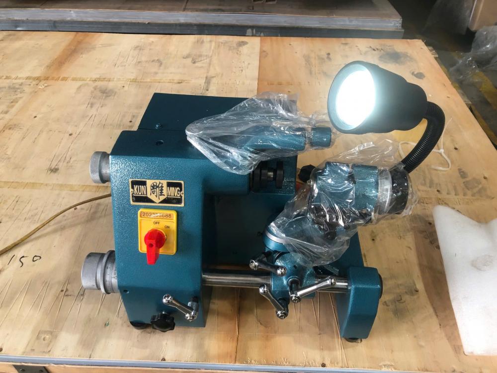 SIÊU HOT : MÁY MÀI DAO CNC U1 TẠI CNC ĐÔNG PHƯƠNG CHỈ 5TR8